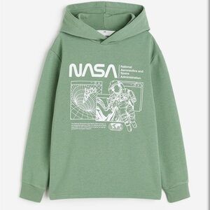 Boys size 14/16 H&M NASA printed hoodie pullover sweatshirt soft and comfy!